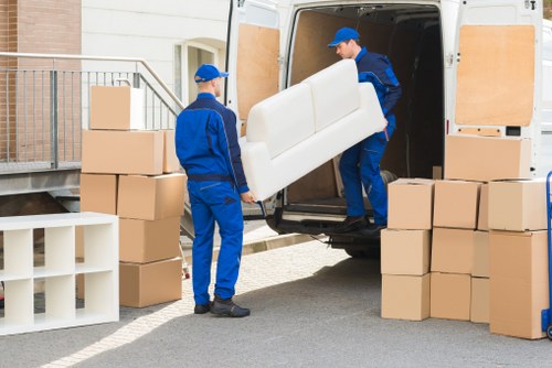 Flexible storage in Queenspark for moving and renovation needs