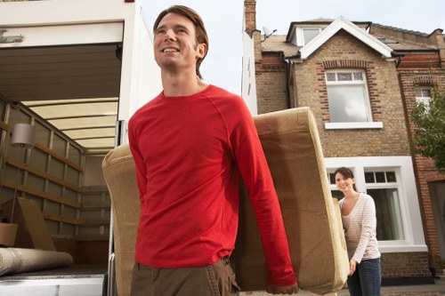 Free quote policy for Queenspark Man And Van services