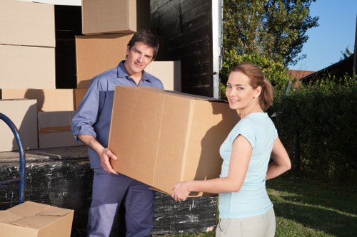 Flexible Queens Park moving support for home and office transport